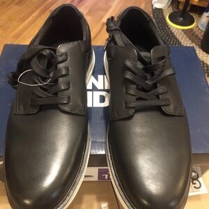Lands' End Black Leather Slip-On Style Lace-Up Casual Shoes